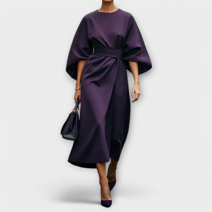 FRIDA - Elegant kjole med ærmer