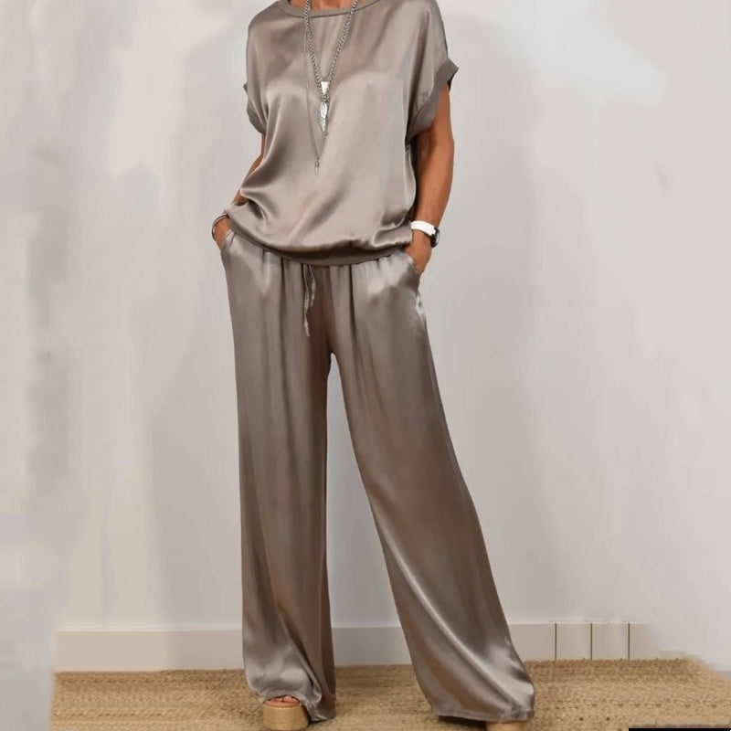 Dania -  Elegant To-Piece Sæt
